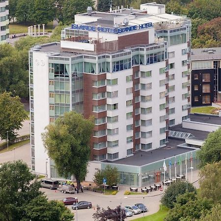 Riga Islande Hotel With Free Parking Bagian luar foto