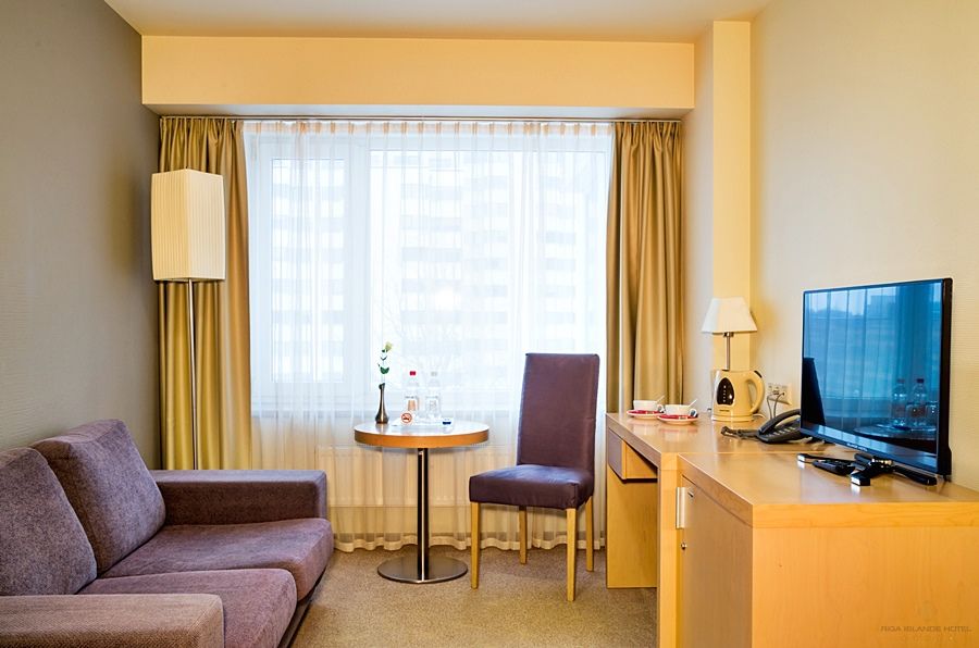 Riga Islande Hotel With Free Parking Bagian luar foto