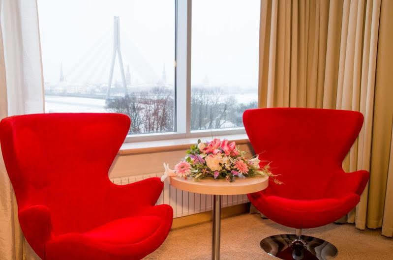 Riga Islande Hotel With Free Parking Bagian luar foto